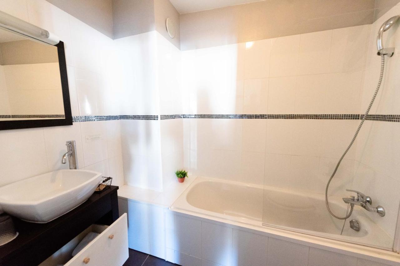 ברנאי Hotel Le Lion D'Or מראה חיצוני תמונה