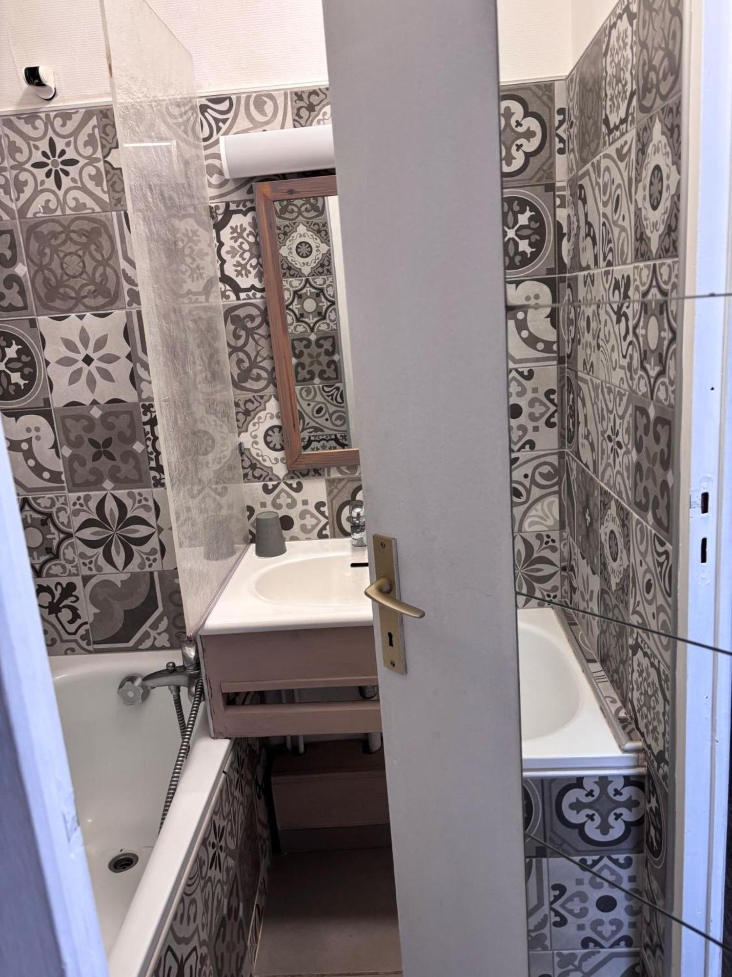 ברנאי Hotel Le Lion D'Or מראה חיצוני תמונה